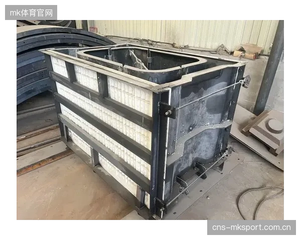 供需关联方共建内容共享池，降低重复制作成本